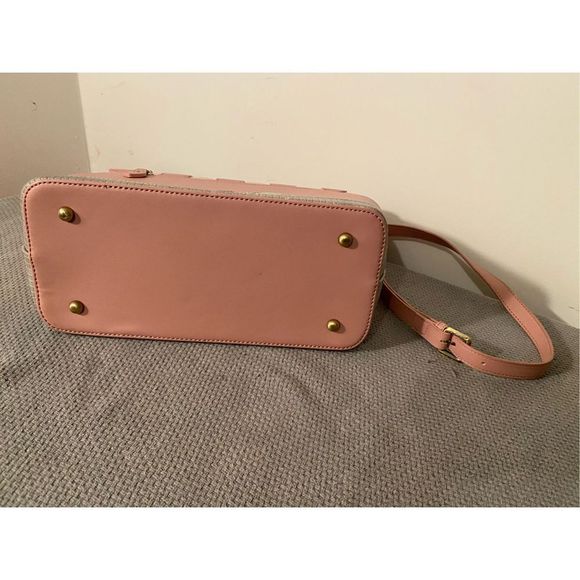 Vendula London Shoulder Bag Purse - Picture 13 of 15